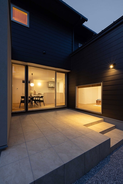 プライベートデッキ(夜)