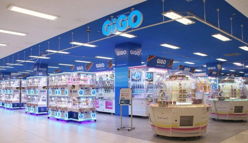 「GiGO（ギーゴ）」×「FC今治」コラボノベルティドリンクも販売！ 愛媛県今治市の大型商業施設に「GiGOそよら今治馬越」　 2024年11月15日（金）9時オープン！