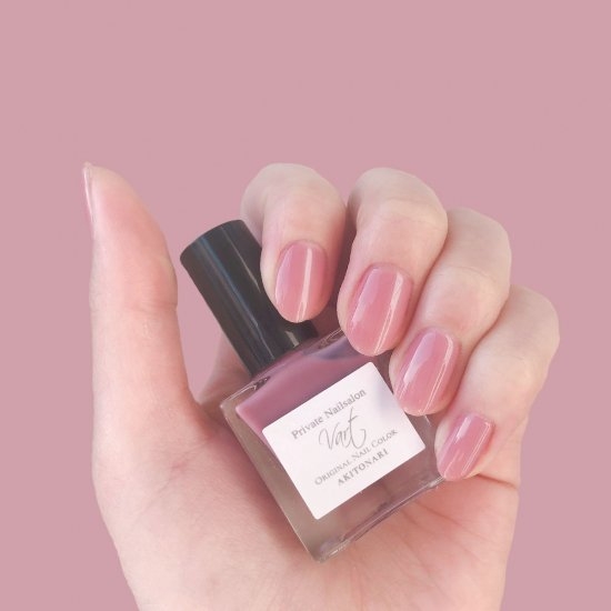 記憶を呼び起こすマニキュア”「Vart Original Nail Color」の