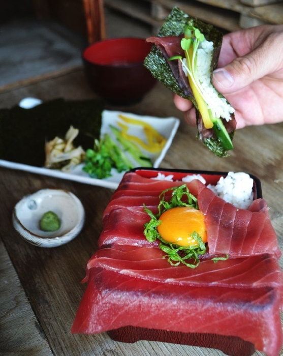 まぐろの畳重~手巻きで〆る~