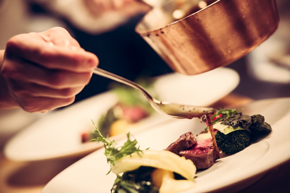 全国のシェフ4人が饗宴(料理はイメージです)