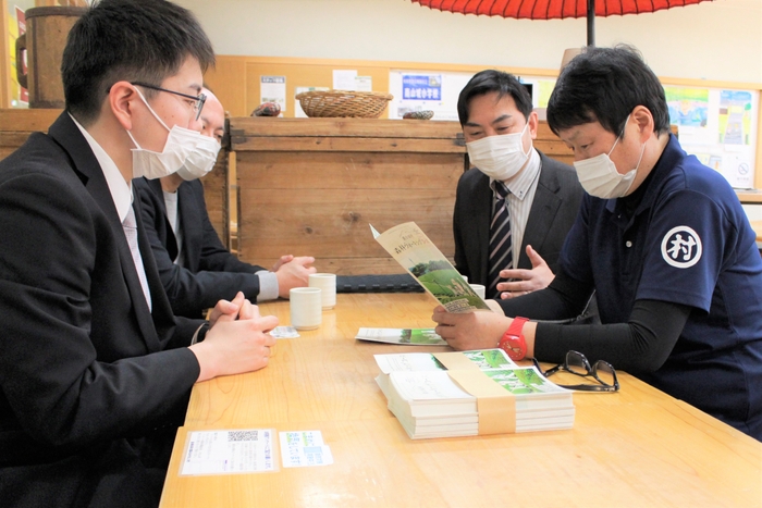 道の駅お茶の京都みなみやましろ村 社長 森本様への報告