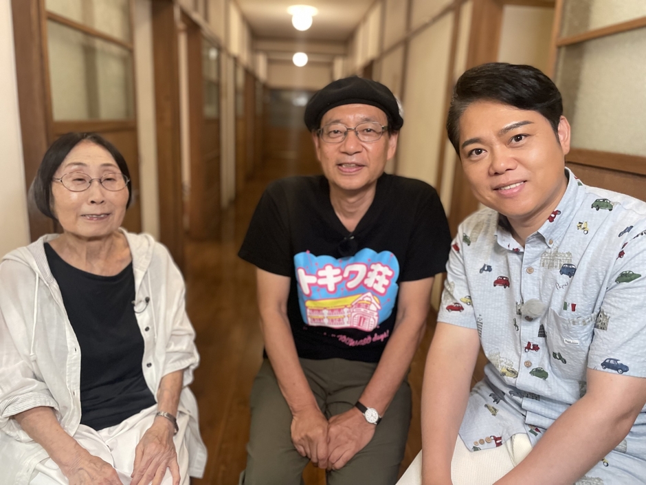 左から水野英子さん、 小出幹雄さん、三山ひろしさん