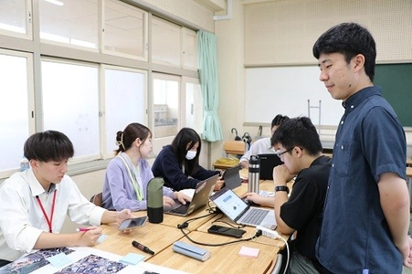 高校・大学・行政・企業が連携し、地域課題に挑む探究型学習を実施 