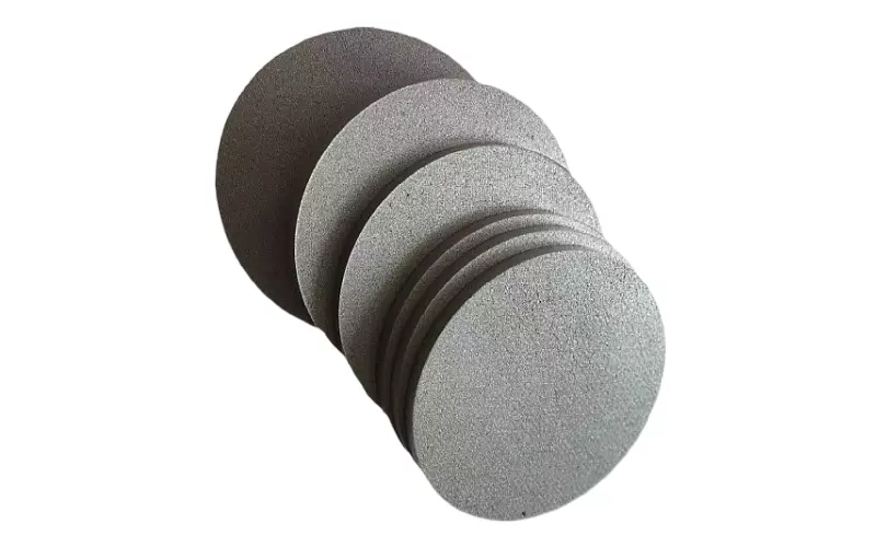 世界の粉末焼結多孔質チタン板市場動向2026：シェア、成長率、企業別戦略分析レポート