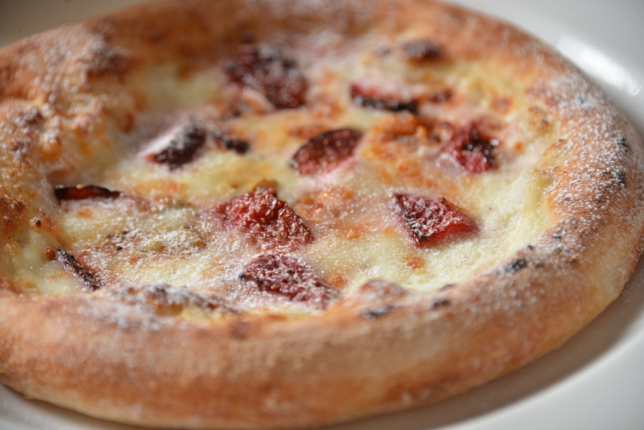 苺のクアトロフォルマッジ