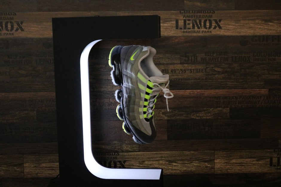 FLY SHOES
