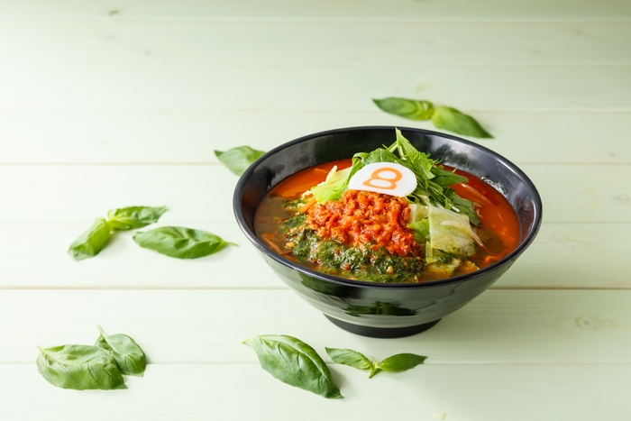 野菜バジルトマトらーめん