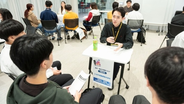 令和6年（2024年）の「OBOG・内定者 CHIEBUKURO FES」の様子