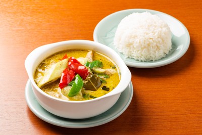 鶏肉のグリーンカレー
