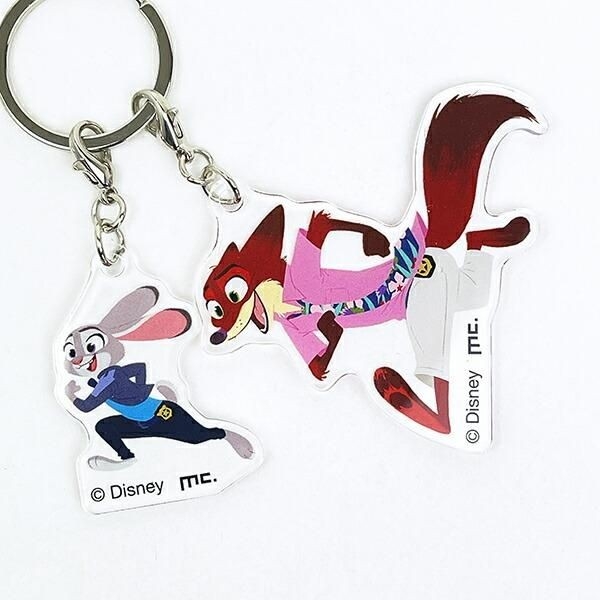 ディズニーの人気作品ズートピアのアクリルキーホルダー