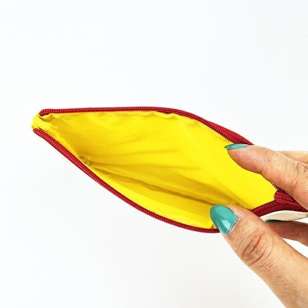 くまのがっこうのポーチ