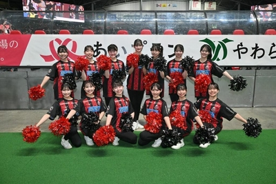 (北海道コンサドーレ札幌)オフィシャルダンスドリルチーム「コンサドールズ」