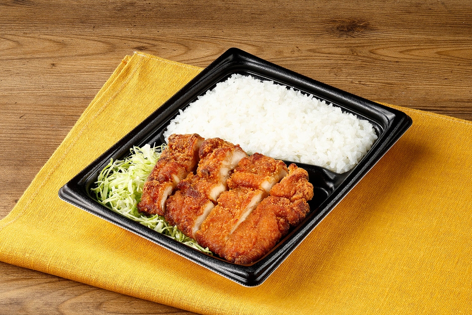 【まちかど厨房】焦がし濃口醤油の“香ばし唐揚”弁当