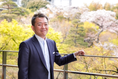 井上 義則 氏