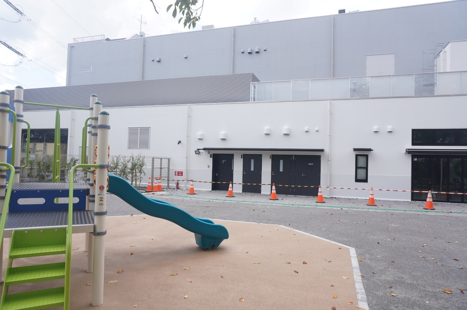 南エリア中学校給食センター　外観 （南成瀬東光寺公園側からの外観）