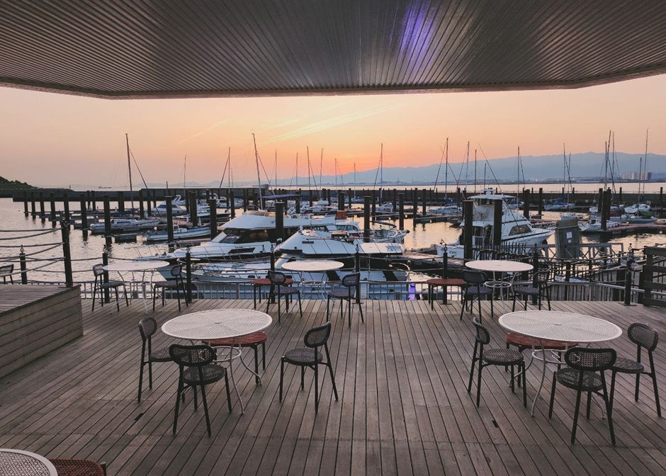 カフェ&ダイニング ヘミングウェイ大阪のテラス席