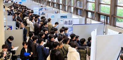 令和6年(2024年)の「学生のための企業技術発表会」の様子