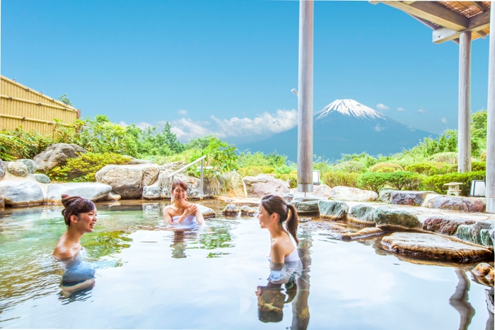 富士を望む箱根随一の絶景露天風呂