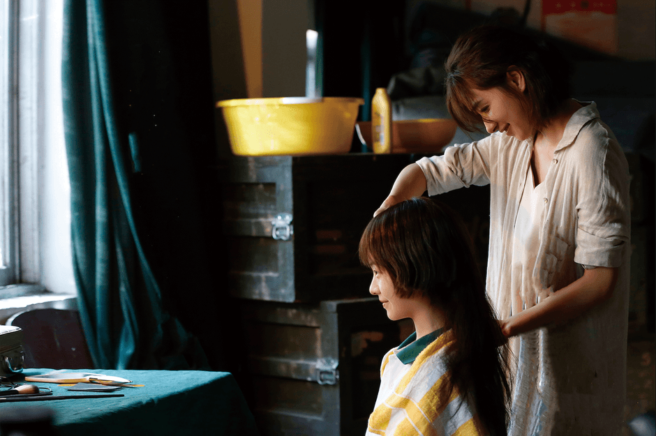 親子ツーショットのシーン