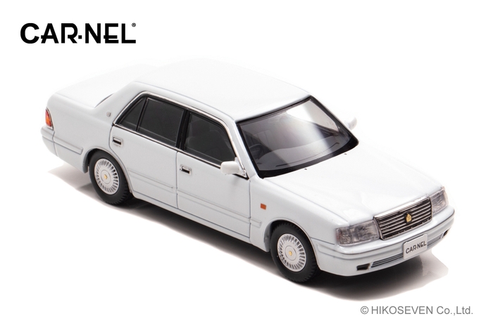 1/43 トヨタ クラウン ロイヤルサルーンG (JZS155) 1999 White Pearl Crystal Shine：右前