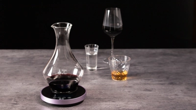 コロナ禍のクリスマスやお正月「家飲み」を盛り上げる “魔法のデキャンタ「WAKE UP WINE PRO」”が一般販売開始！