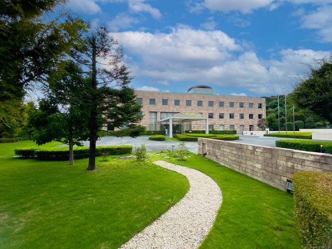 ビューティ＆ウェルネス専門職大学