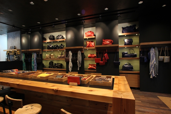 m0851_GINZA STORE_4