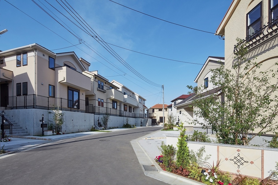 「グレーシアライフ横濱西谷」①