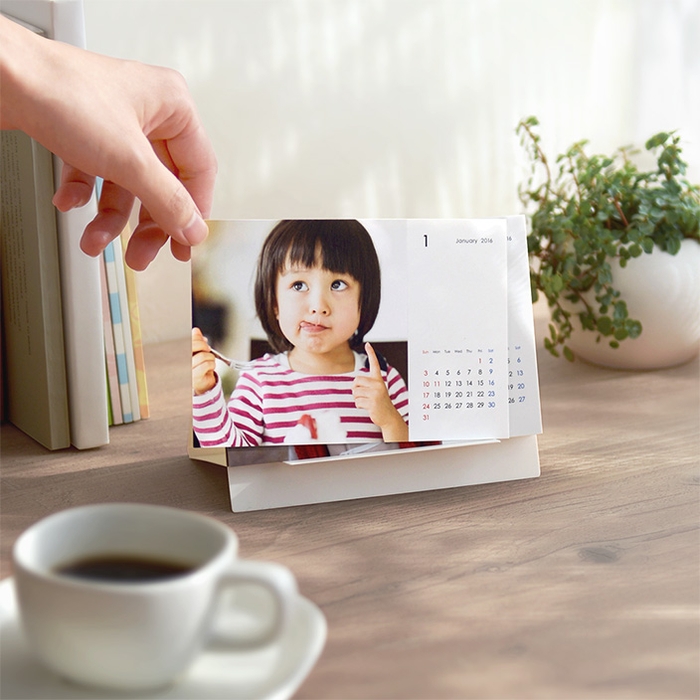 2016年版オリジナルフォトカレンダーが3分で注文完了!『TOLOTカレンダー』待望のスマホ対応