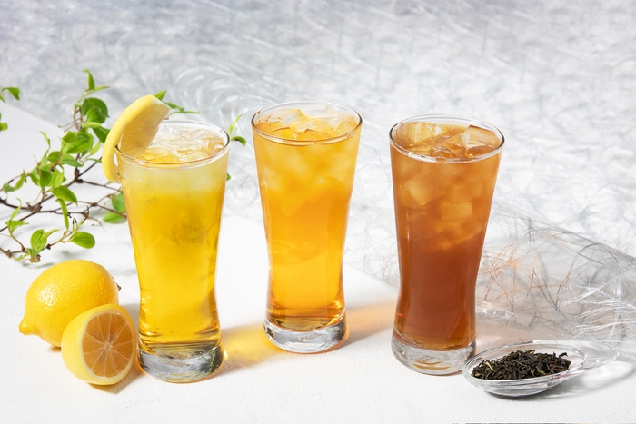 『ジャスミンレモンサワー』、『鉄観音ハイ』、『ジャスミンハイ』の 3種(各550円)