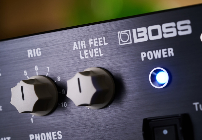 『WAZA Tube Amp Expander Core』AIR FEEL ノブ