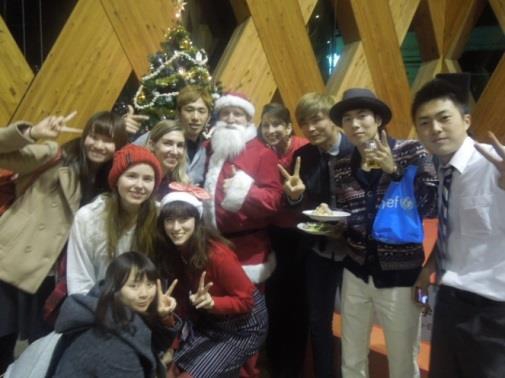 クリスマスチャリティディナーの様子(昨年)