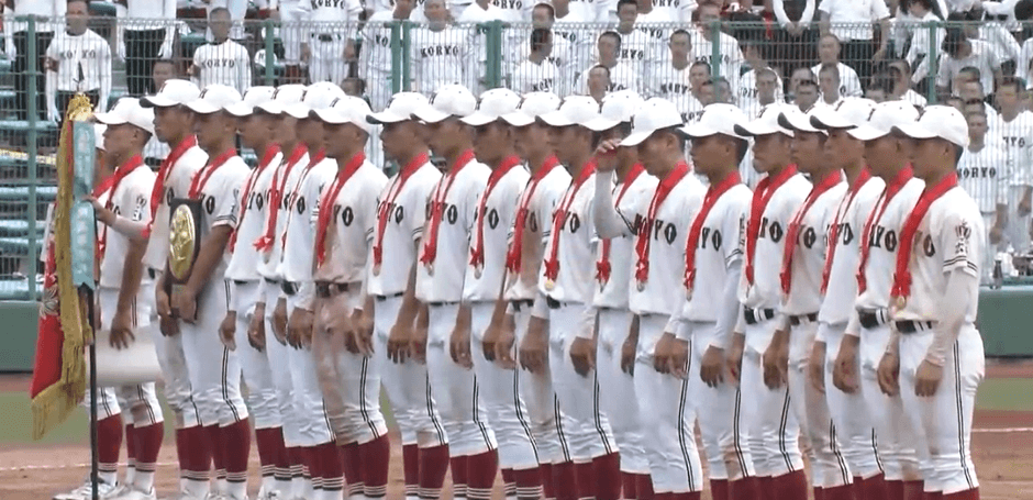 3年連続の優勝を果たした広陵ナイン