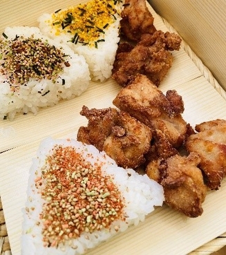 飲食