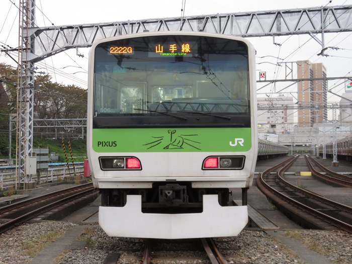 05スマフォトレイン展示外観