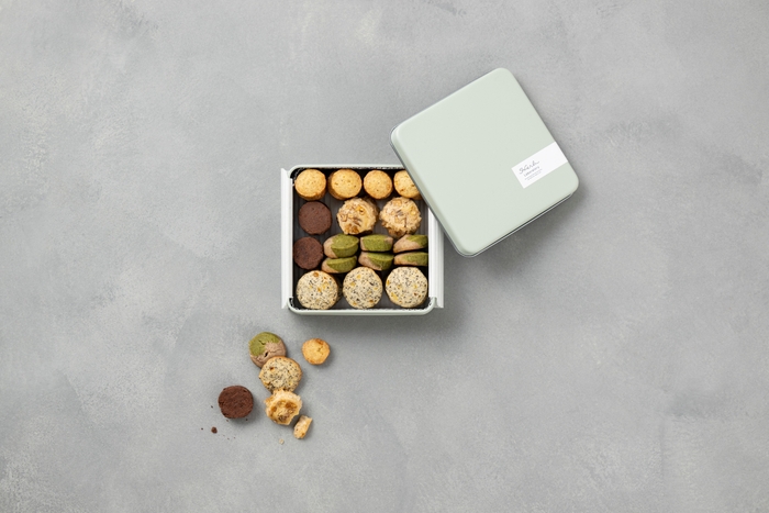 米粉クッキー缶(2,800円 ※予定)