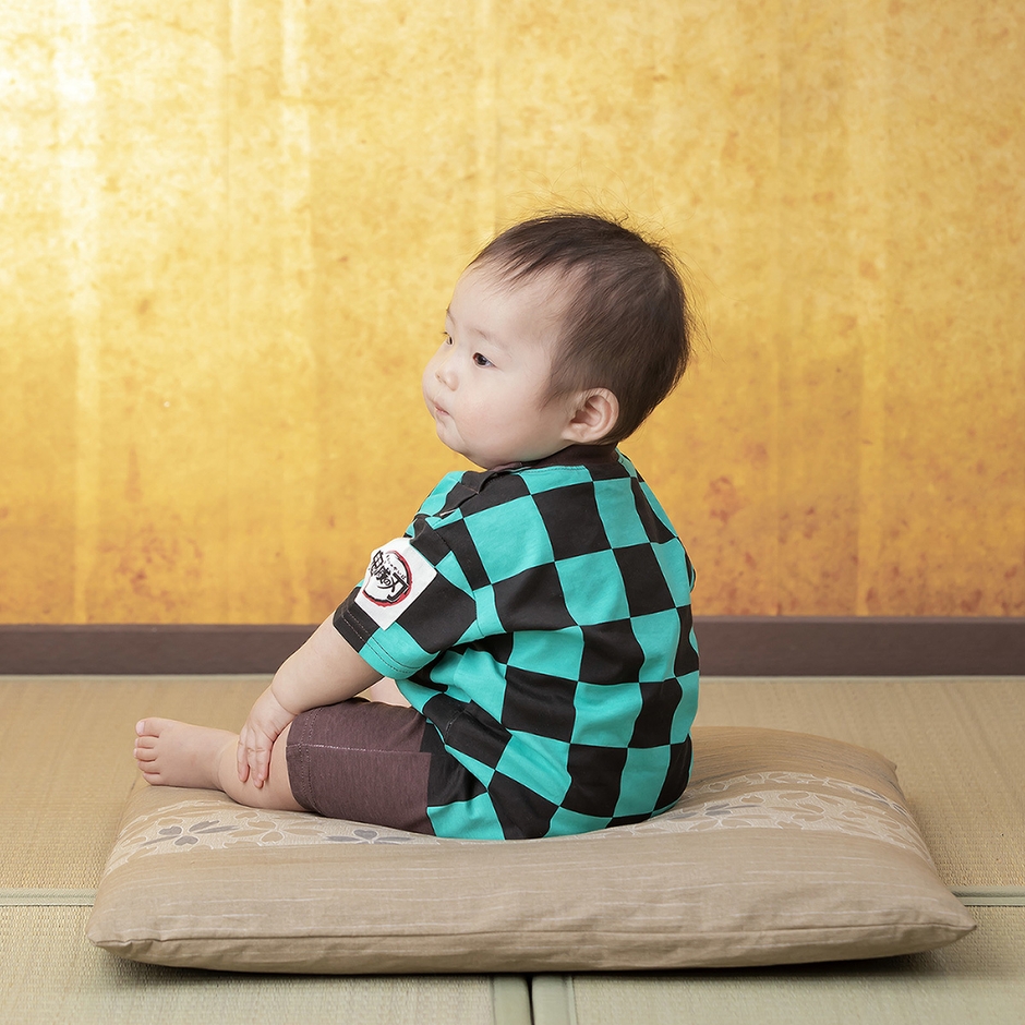 なりきりスタイ&カバーオールセット(竈門炭治郎) 着用イメージ(2)