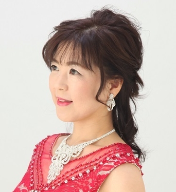 ピアノ 村上 祥子