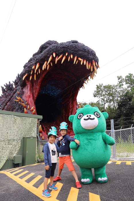 ▲ちびゴジラとのグリーティング