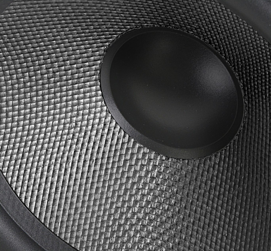 従来機種に比べ30％軽量化したアラミドファイバーウーファーコーン振動板