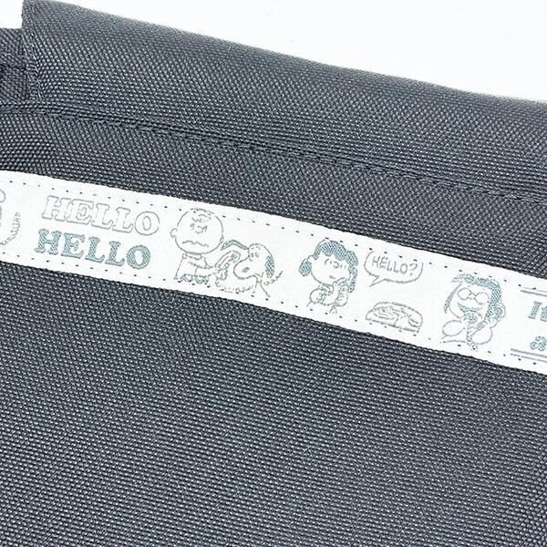 スヌーピーのショルダーバッグ