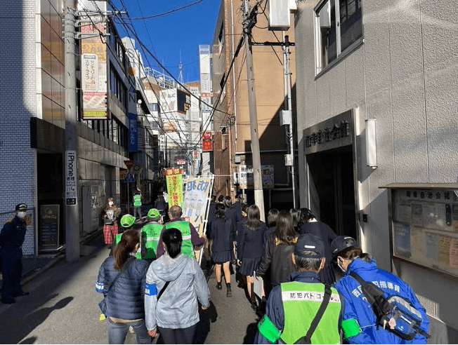 「防犯パトロール」(イメージ)