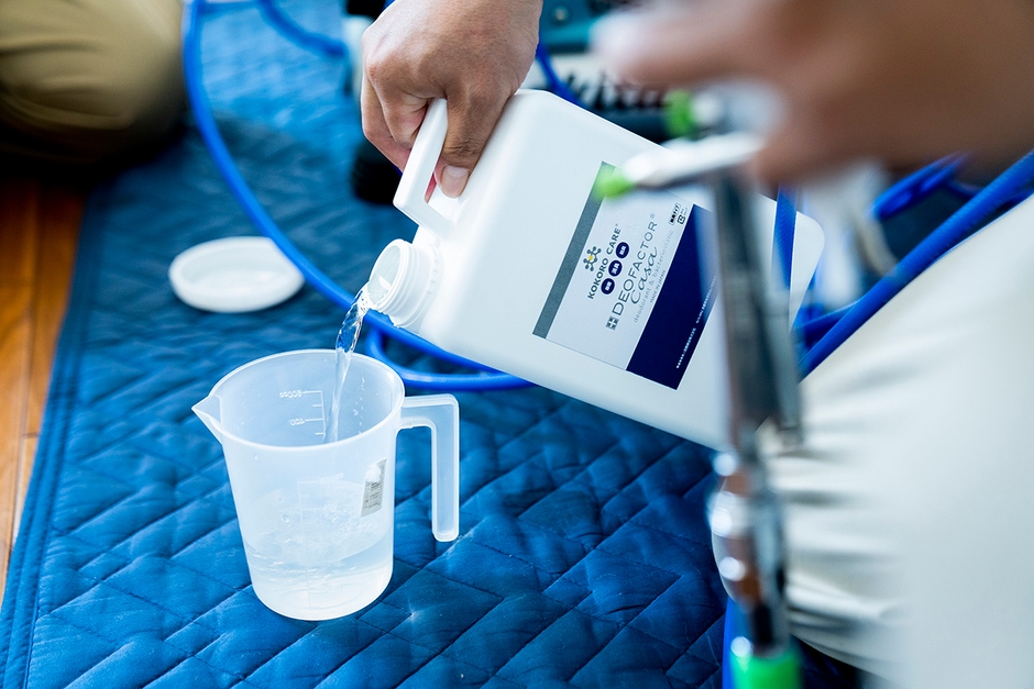 制菌施工の様子(2)