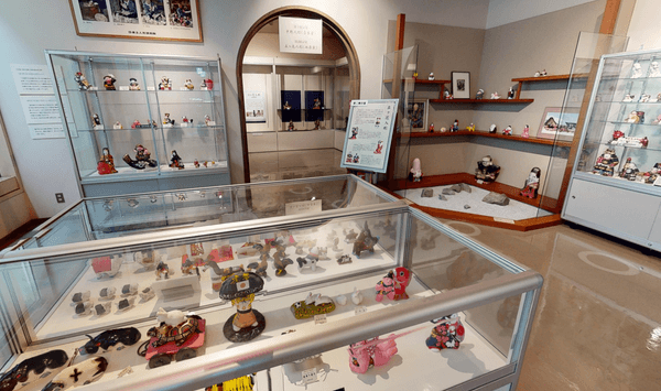 うわっ…この土人形…はっきり見えすぎ…？