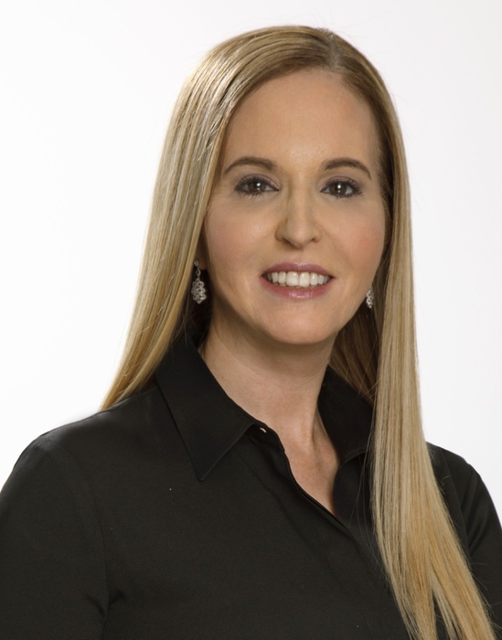 CORESIGHT RESEARCH社 CEO & Founder Ms. Deborah Weinswig