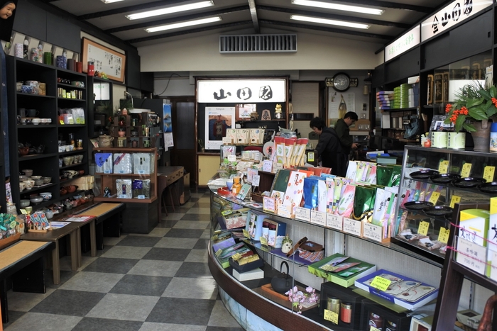 山田園 内観