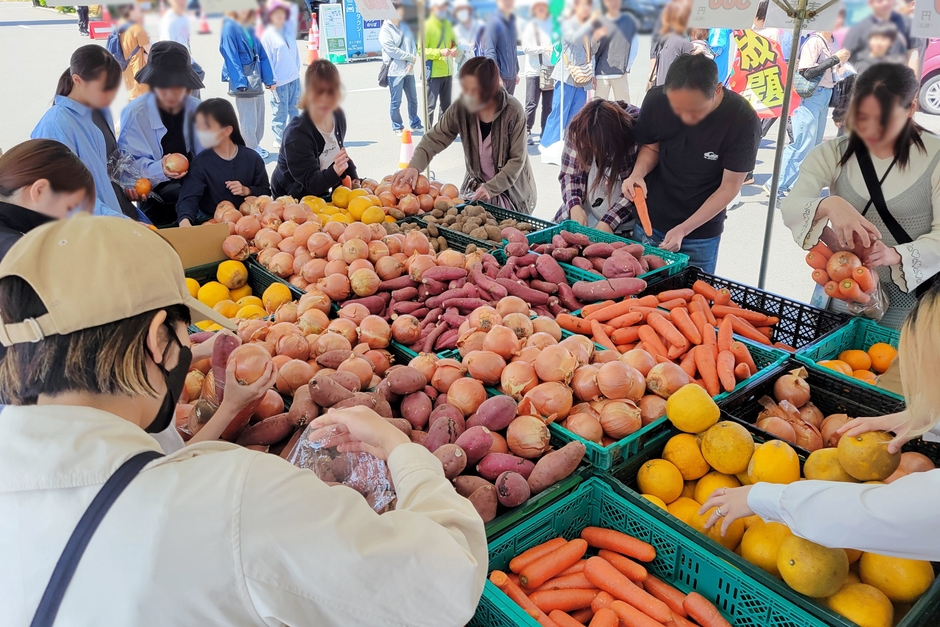果物・新鮮野菜詰め放題
