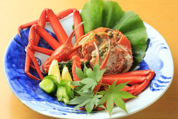 選べる一品一例（佐渡産紅ずわい蟹）