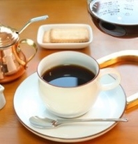 「敷島珈琲店」:1日限定コラボメニュー登場